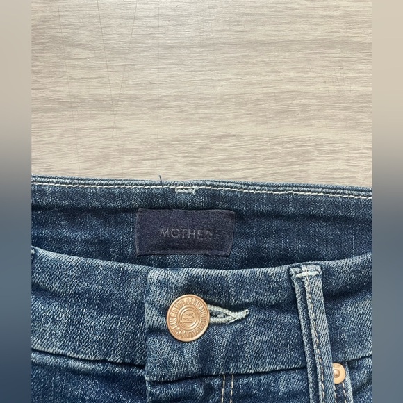 Mother high waisted looker distressed ankle fray denim jeans in dark wash - Picture 4 of 7